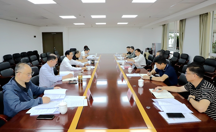 云南省社会科学院与德宏州进行工作交流座谈
